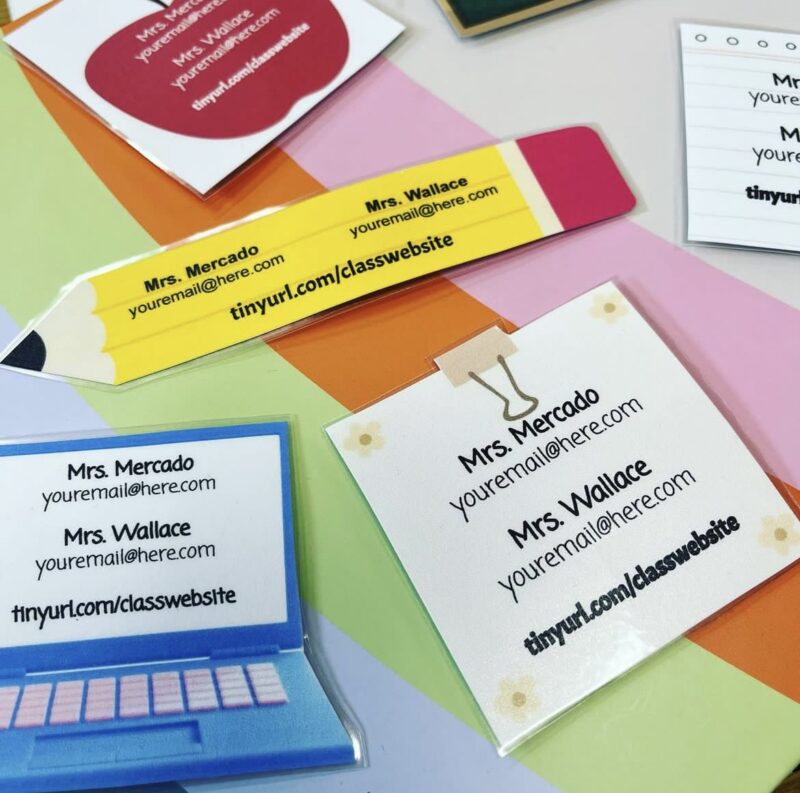 notes notes with contact information on them