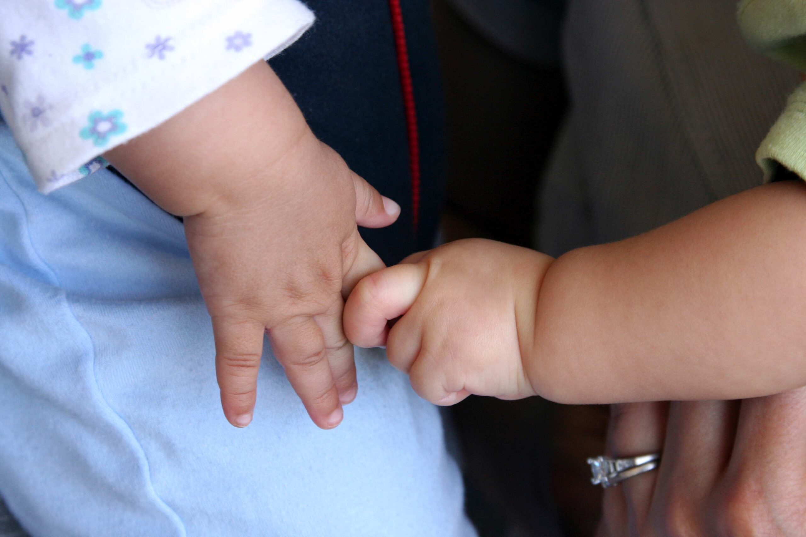Picture Writing Prompts: Baby Friends Two babies holding hands