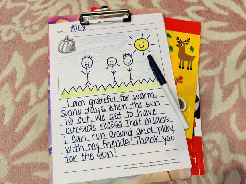 gratitude writing prompts Gratitude writing prompt paper printable
