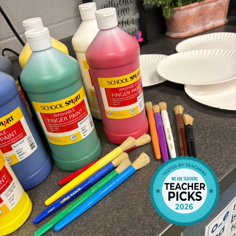 School Specialty School Smart – Finger Paint and Brushes Classroom table with School Smart finger paint bottles and brushes.